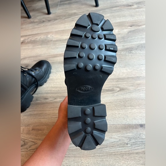 TOD’S Ankle Boots - Picture 7 of 15